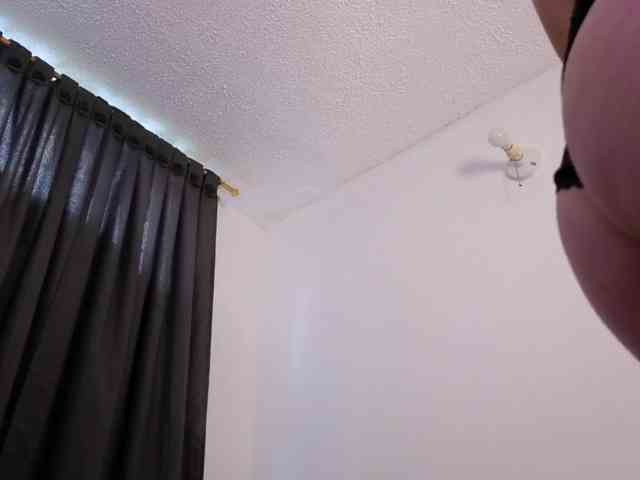 sexxyladyy webcam