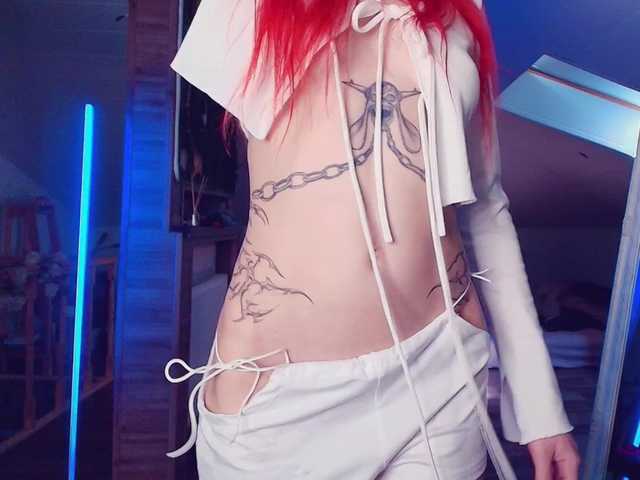 MeowRoslavaa's BongaCams show and profile