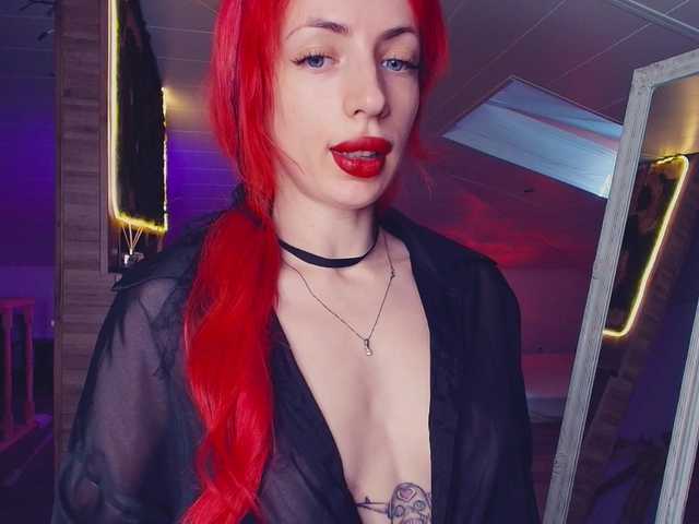 MeowRoslavaa live cam on BongaCams