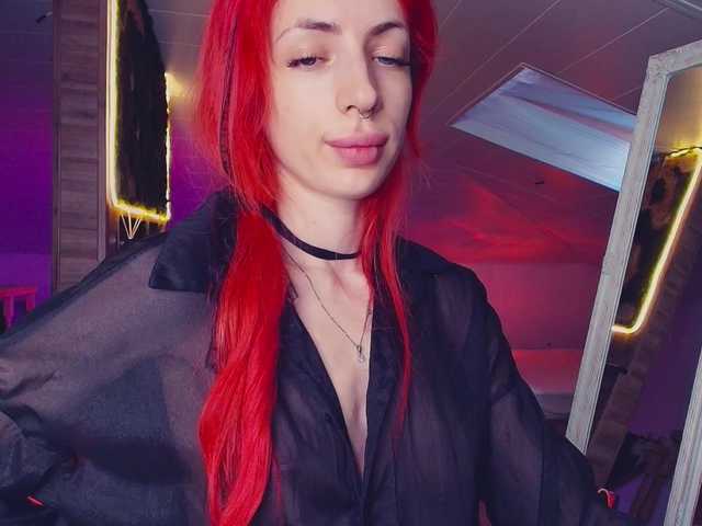 MeowRoslavaa live cam on BongaCams
