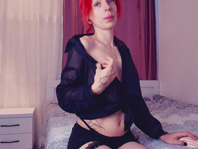 MeowRoslavaa live cam on BongaCams