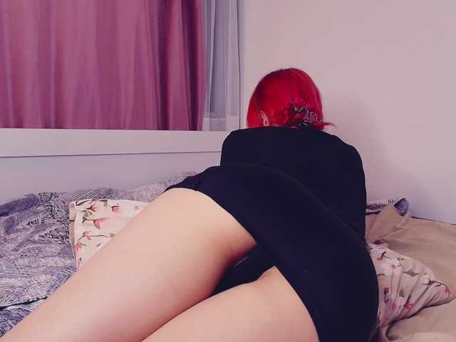 MeowRoslavaa live cam on BongaCams