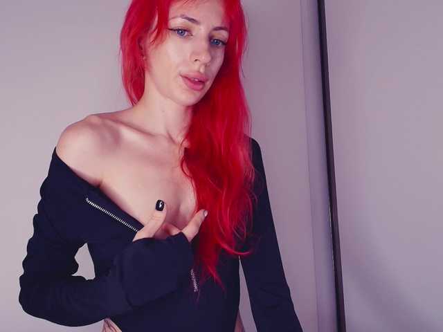MeowRoslavaa live cam on BongaCams
