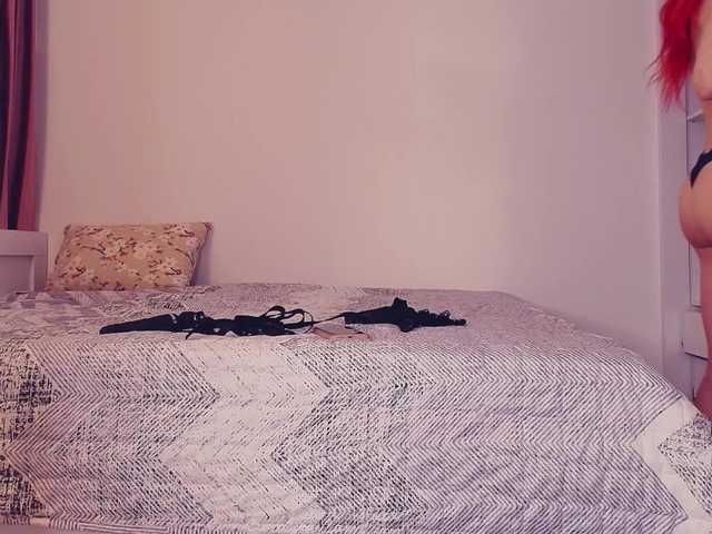 MeowRoslavaa live cam on BongaCams