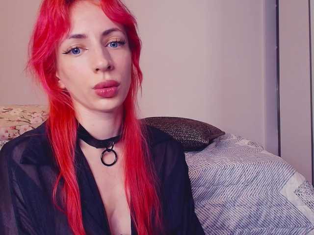 MeowRoslavaa live cam on BongaCams