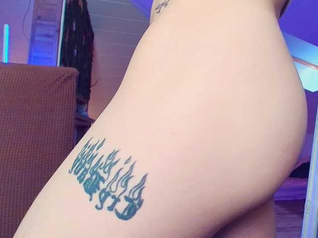 MeowRoslavaa's BongaCams show and profile