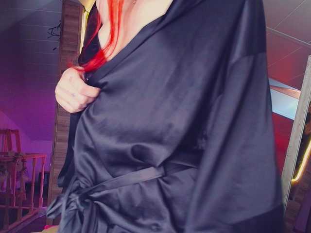 MeowRoslavaa live cam on BongaCams