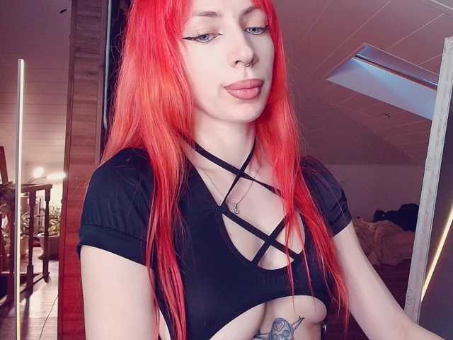 MeowRoslavaa's BongaCams show and profile