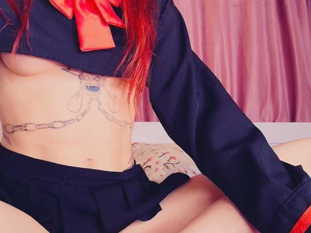 MeowRoslavaa live cam on BongaCams