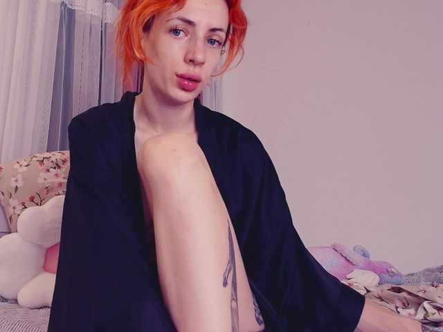 MeowRoslavaa live cam on BongaCams