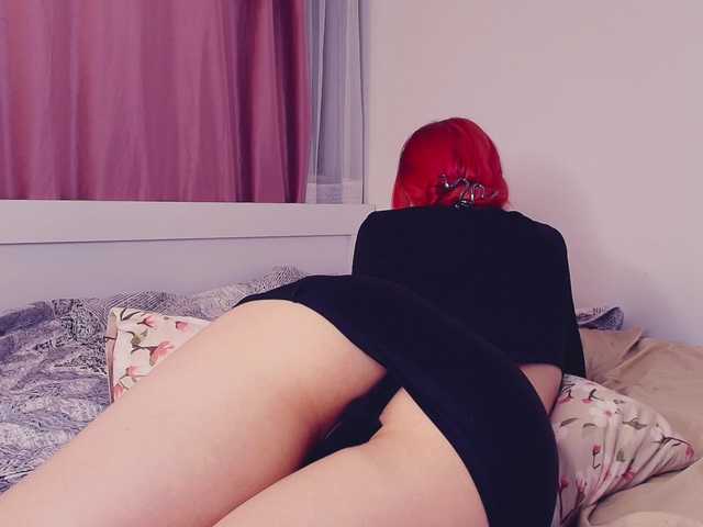 MeowRoslavaa live cam on BongaCams