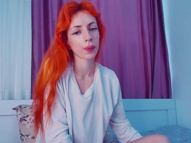 MeowRoslavaa live cam on BongaCams