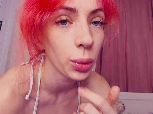 MeowRoslava webcam