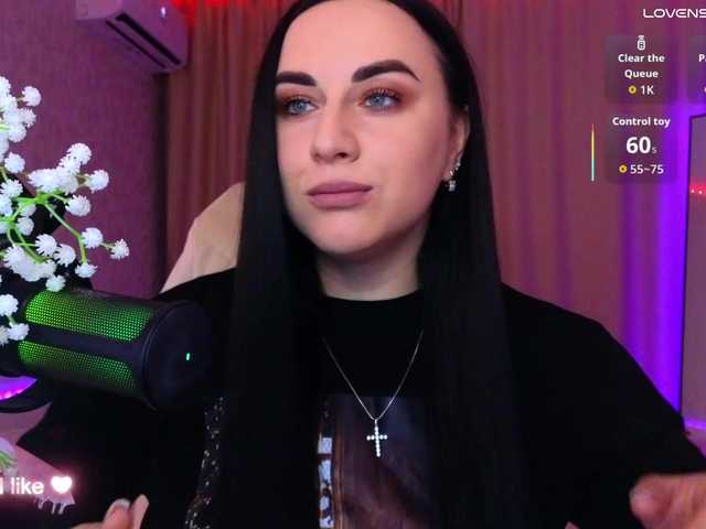 YURIEVNA13 live cam on BongaCams
