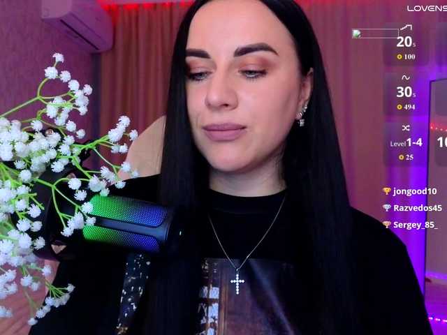 YURIEVNA13 live cam on BongaCams