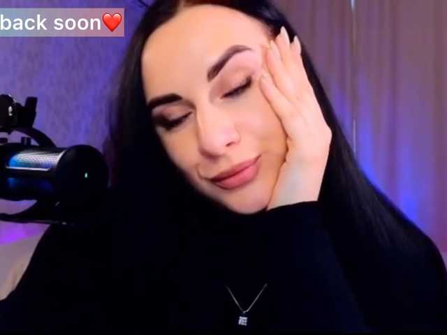 YURIEVNA13 live cam on BongaCams