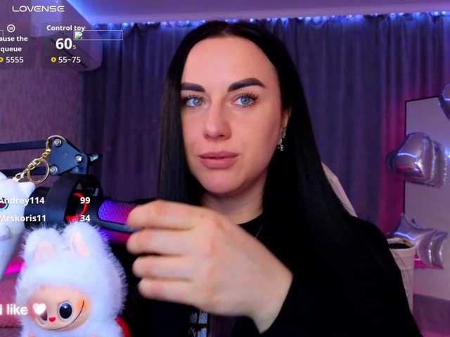 YURIEVNA13 live cam preview