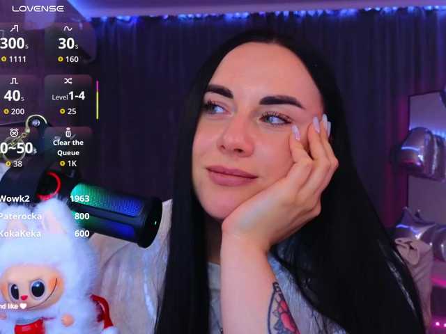 YURIEVNA13 live cam on BongaCams
