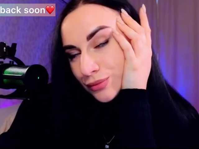 YURIEVNA13 live cam on BongaCams