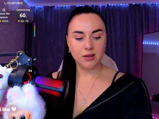 YURIEVNA13 live cam on BongaCams