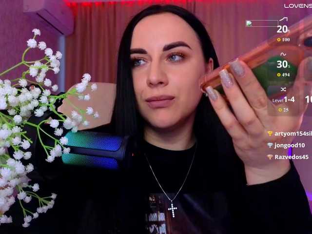 YURIEVNA13 live cam on BongaCams