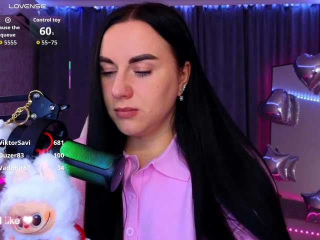 YURIEVNA13 live cam on BongaCams