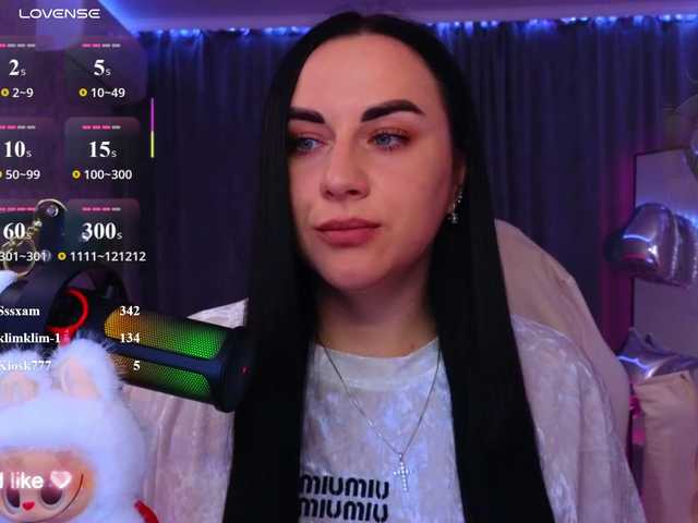 YURIEVNA13 live cam on BongaCams