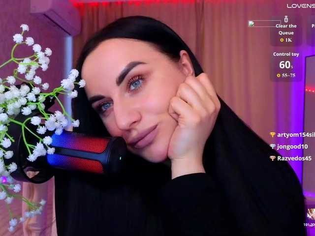YURIEVNA13 live cam on BongaCams