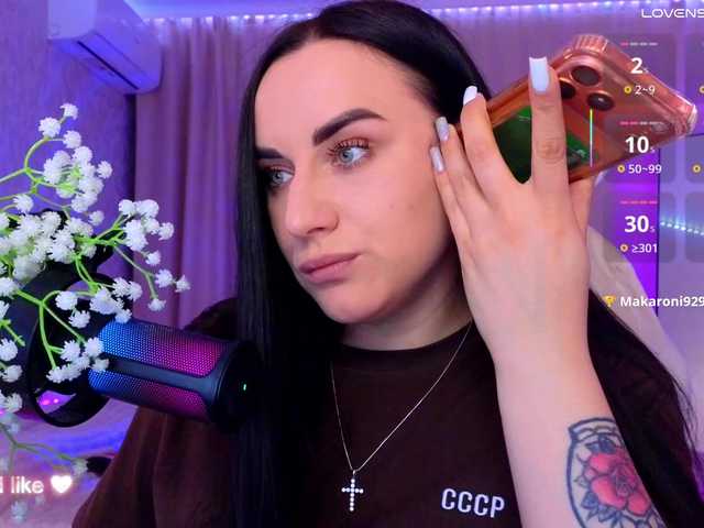 YURIEVNA13 live cam on BongaCams