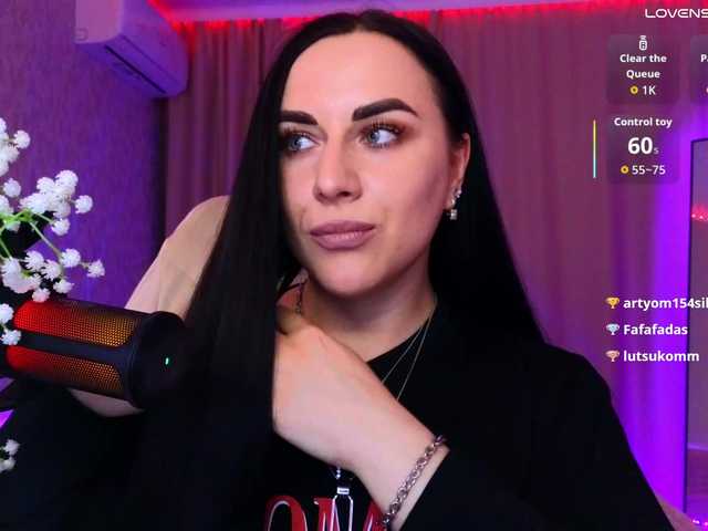 YURIEVNA13 live cam on BongaCams