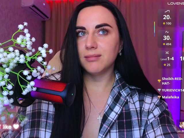 YURIEVNA13 live cam on BongaCams