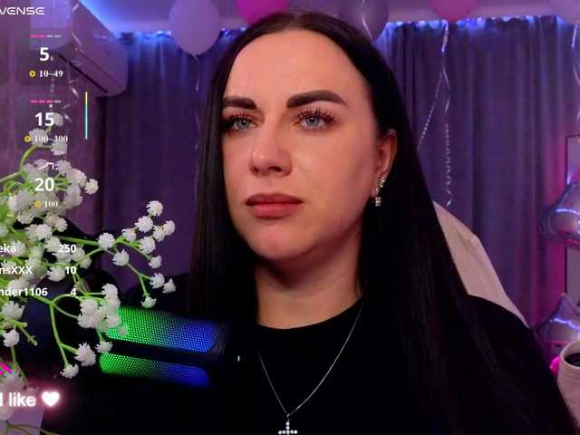 YURIEVNA13 live cam on BongaCams