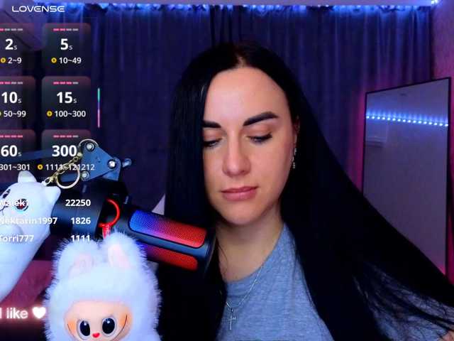 YURIEVNA13, live now on BongaCams