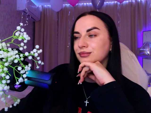 YURIEVNA13 live webcam show