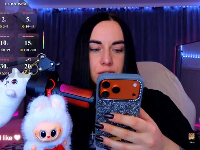YURIEVNA13 live cam on BongaCams