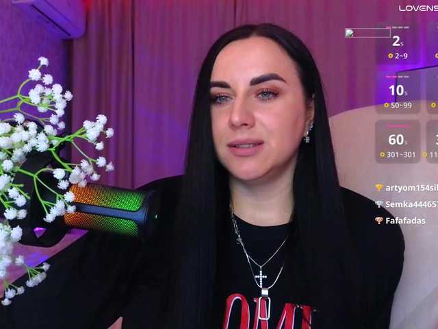 YURIEVNA13 live cam on BongaCams