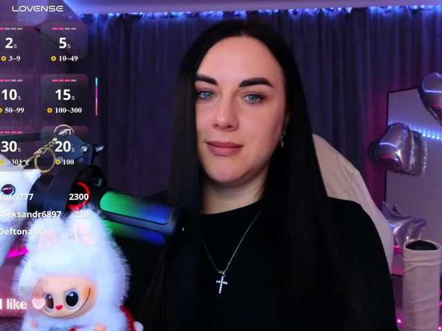 YURIEVNA13 live cam on BongaCams