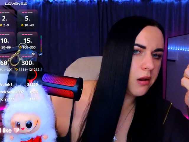 YURIEVNA13 live cam on BongaCams