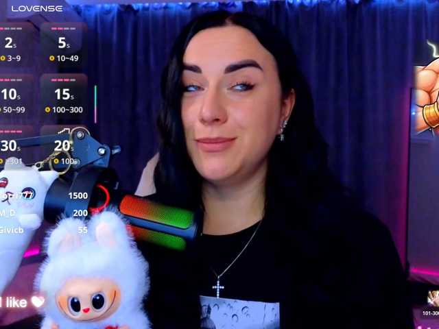 YURIEVNA13 live cam on BongaCams