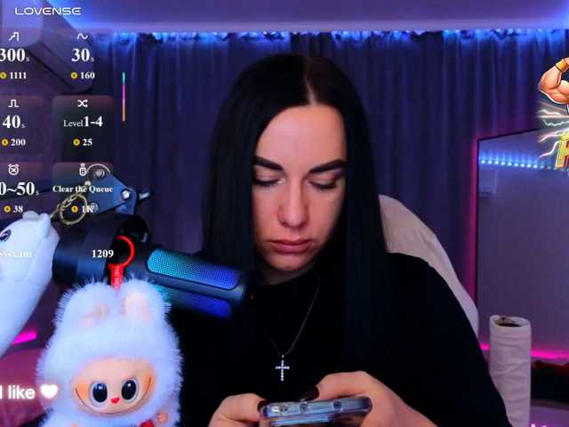 YURIEVNA13 live cam preview