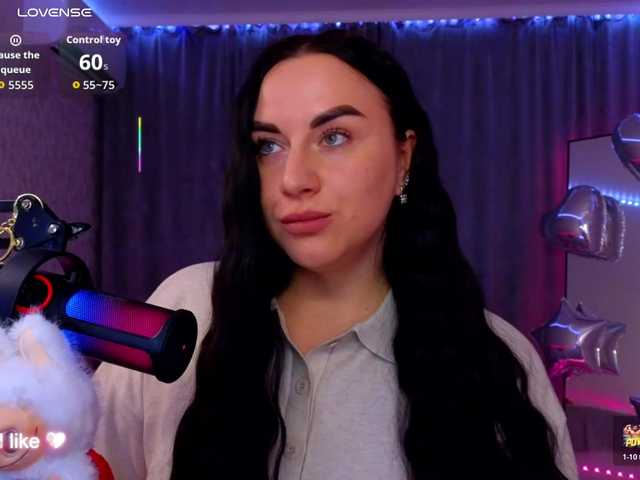 YURIEVNA13 live cam on BongaCams