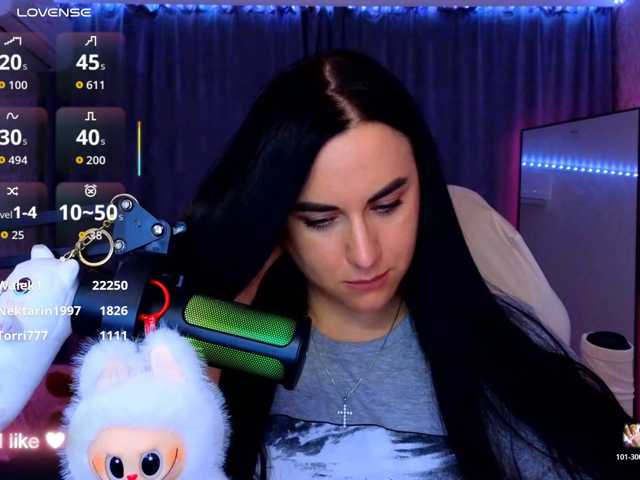 YURIEVNA13 live cam on BongaCams