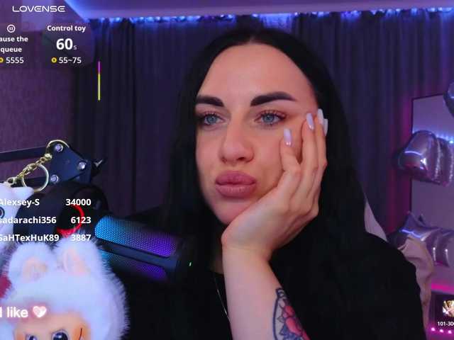 YURIEVNA13 live cam on BongaCams