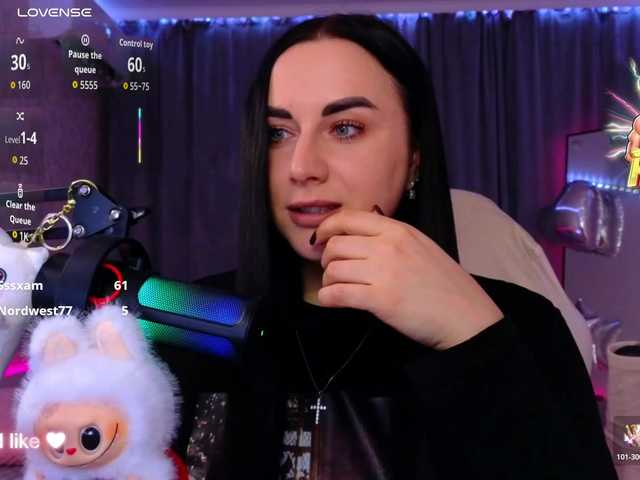 YURIEVNA13 live cam on BongaCams