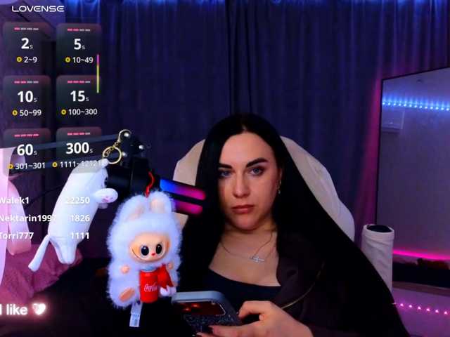 YURIEVNA13 live cam on BongaCams