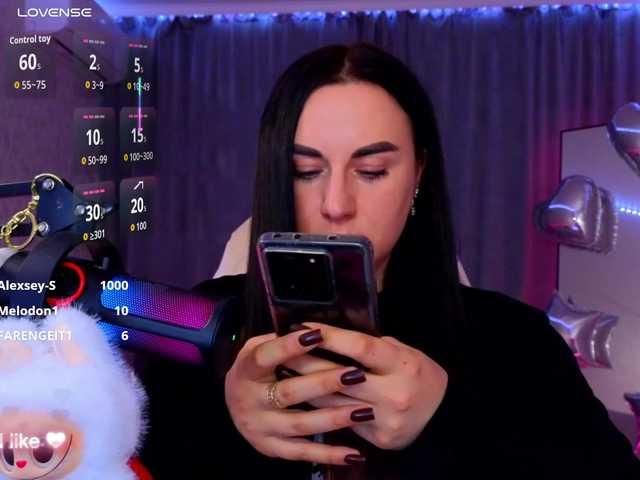 YURIEVNA13 live cam preview