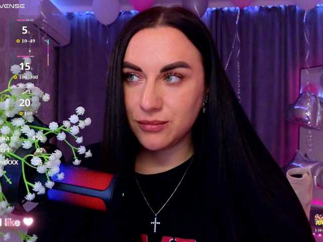 YURIEVNA13 live cam on BongaCams