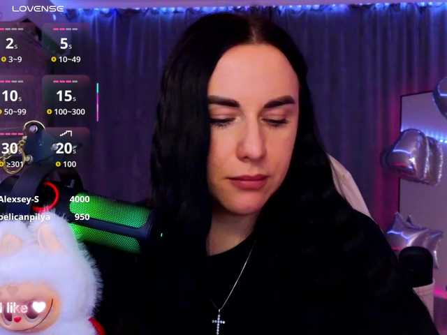 YURIEVNA13 live cam on BongaCams