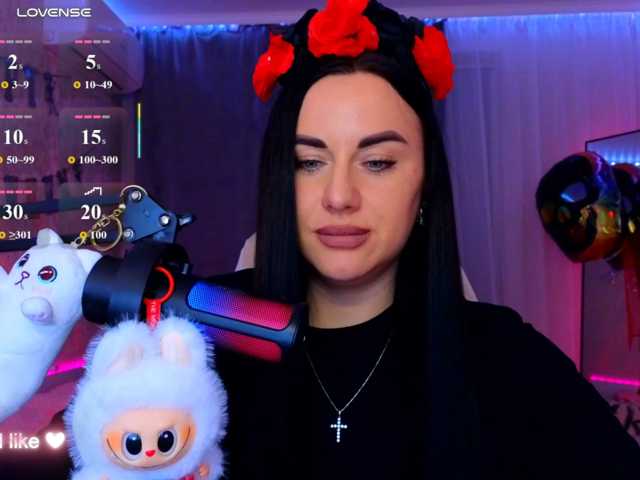 YURIEVNA13 live cam on BongaCams