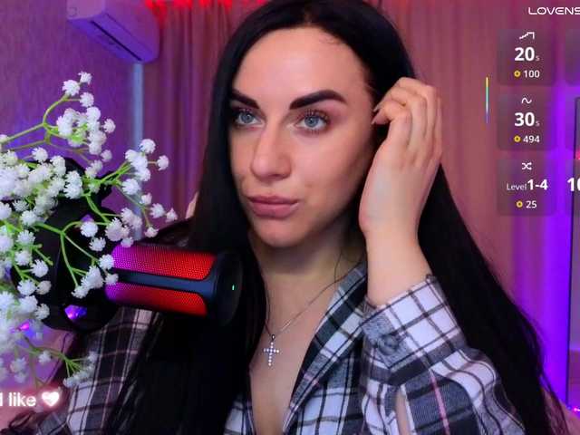 YURIEVNA13 live cam on BongaCams
